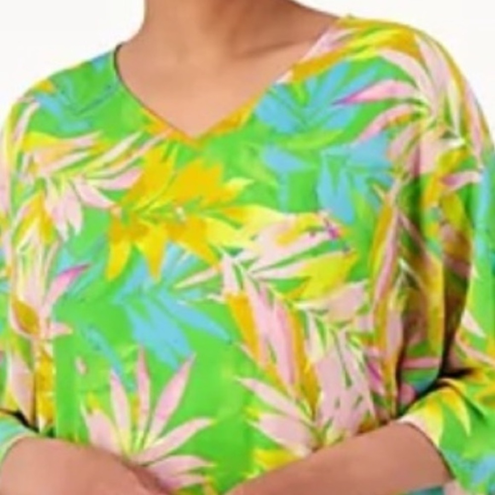 Stunning Belle Semi Fitted Stitched Down Sides Tunic Poncho Top Size 1X